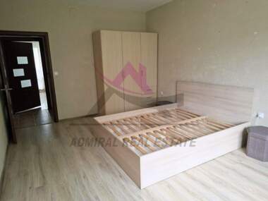 Kira - Apartman olarak Vazrajdane 4,  Varna