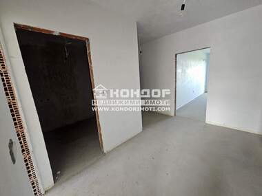 Продажба - Апартамент в Остромила,  Пловдив