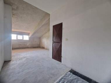 Продажба - Апартамент в Дружба 2,  Русе