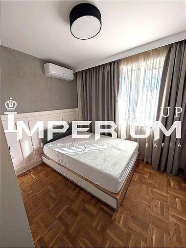 Închiriere - Apartament în Center,  Varna