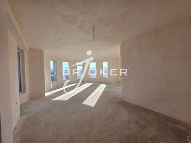 Vânzare - Apartament în Rezbarți,  Kărdjali