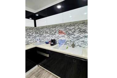 Vânzare - Apartament în Center,  Varna