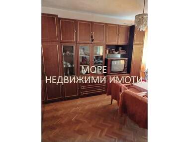 Продажа - Квартира в Айтос,  Бургас