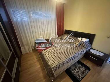 Продажба - Апартамент във Вароша,  Търговище