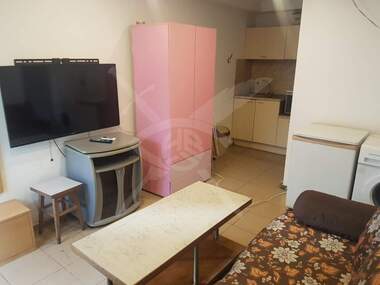Închiriere - Apartament în Levski,  Varna