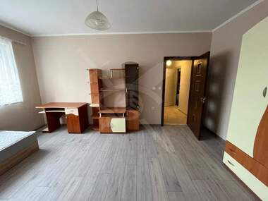 For rent - Apartment in Avtogara,  Varna