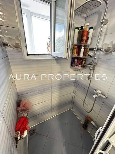For sale - Apartment in Center,  Razgrad