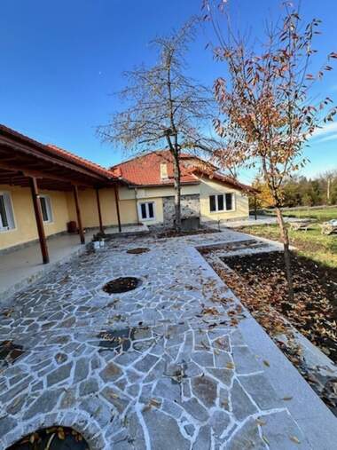 For sale - House in Novo Selo,  Veliko Tyrnovo
