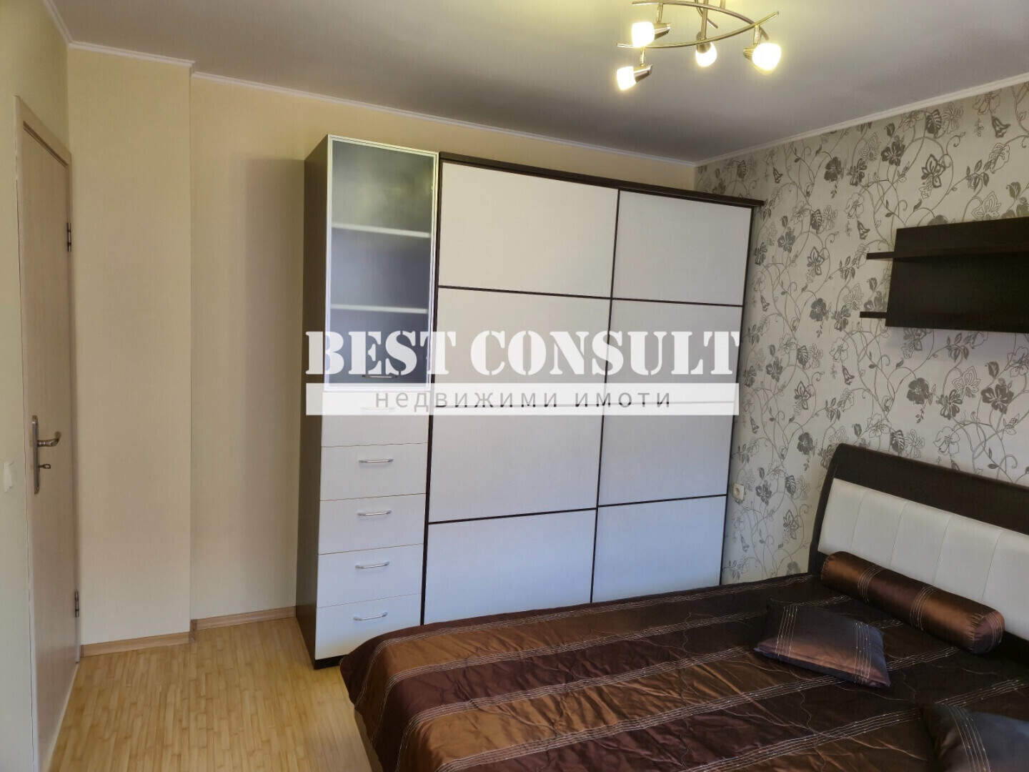 Üç odalı Apartman olarak Ialta, Ruse – fotoğraf 8