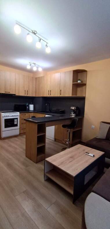 Miete - Wohnung in Mladejki halm,  Plowdiw
