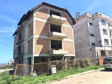 For sale - Entire building in Obzor,  Burgas
