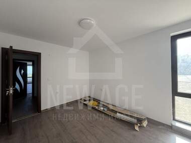 Vânzare - Apartament în Vinița,  Varna