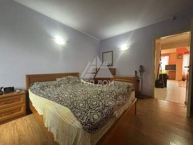 Miete - Wohnung in Awtogara,  Warna