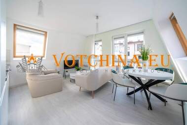 Vânzare - Apartament în Center,  Varna