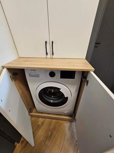 Închiriere - Apartament în Mladejki hălm,  Plovdiv