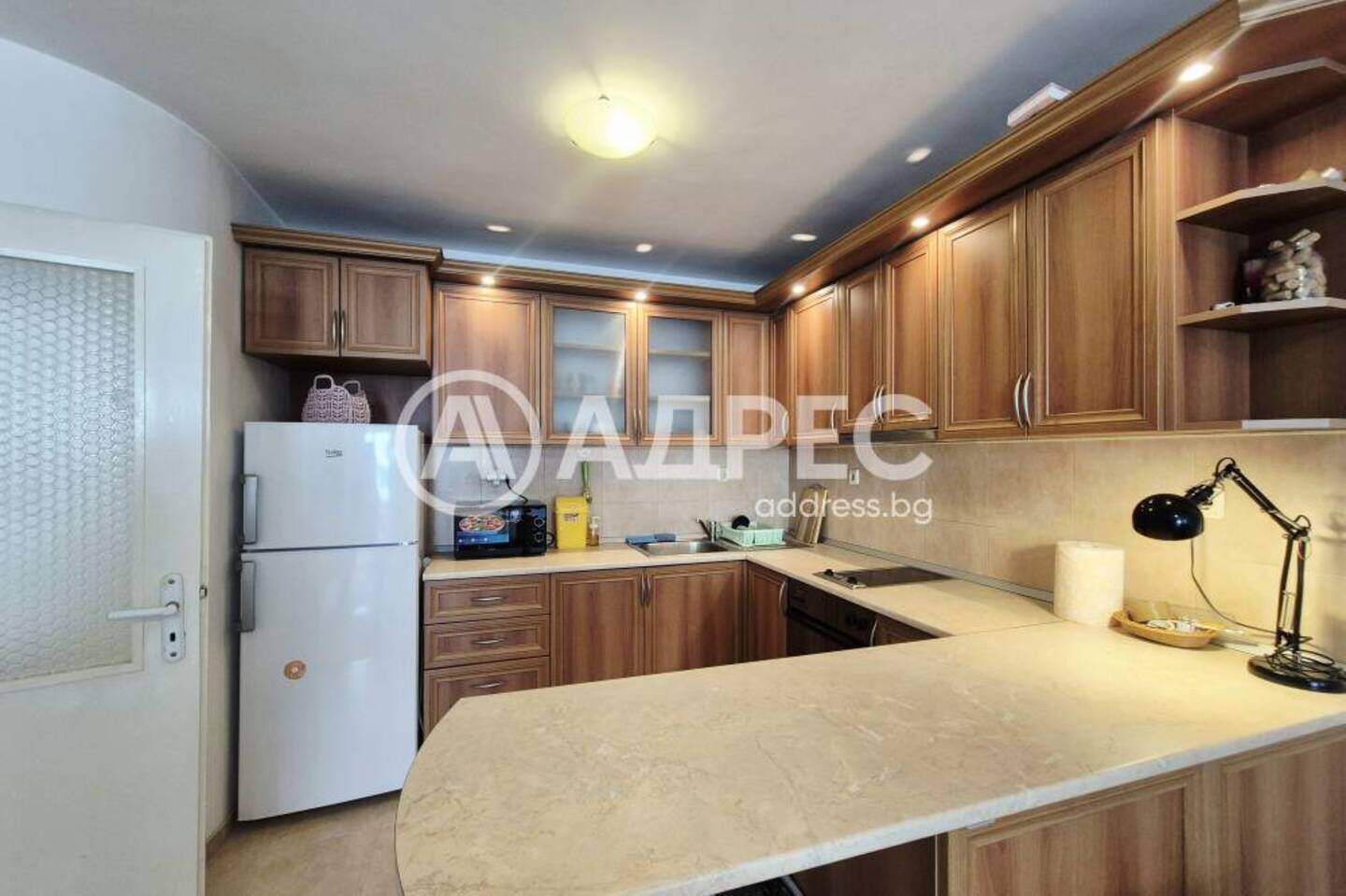 Cu trei camere Apartament în HEI, Varna – fotografia 2