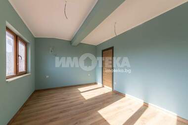 Продажба - Апартамент във Виница,  Варна