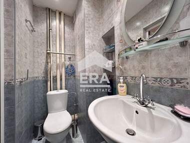 Închiriere - Apartament în Center,  Sofia