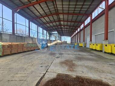 Vânzare - Spațiu industrial în Gorna Oriahovița,  Veliko Tărnovo