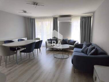 Verkauf - Wohnung in Zentar,  Iambol