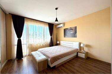 For sale - Apartment in Zona B,  Veliko Tarnovo