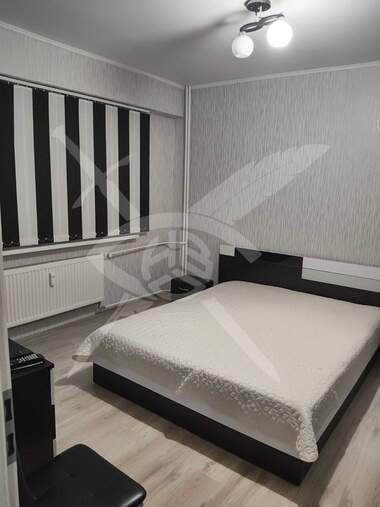 Vânzare - Apartament în Iztok,  Pernik