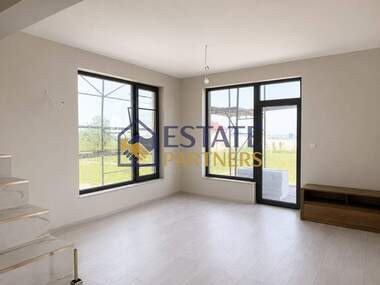 For sale - House in Brestnik,  Plovdiv