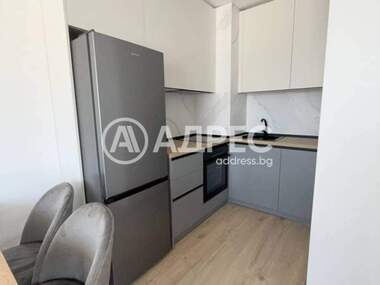 Verkauf - Wohnung in Mladost 1,  Warna