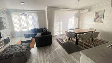 Închiriere - Apartament în Pazara,  Șumen