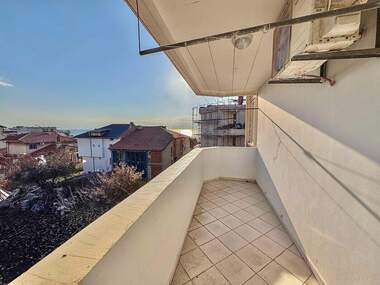 Închiriere - Apartament în Sarafovo,  Burgas
