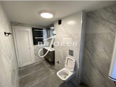 Închiriere - Apartament în Veselceane,  Kărdjali