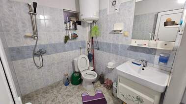 Продажба - Етаж от къща в Житница,  Разград
