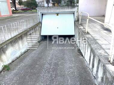 Продажба - Гараж в Изгрев,  Бургас