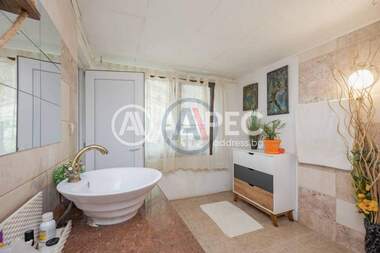 For sale - House in Manastirski rid,  Varna