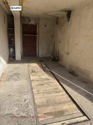 Miete - Lager in 9-ti kwartal,  Plewen
