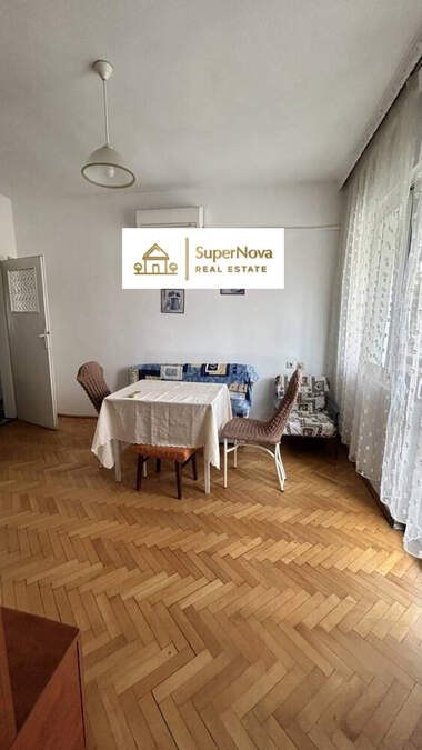 Închiriere - Apartament în Kiuceuk Parij,  Plovdiv