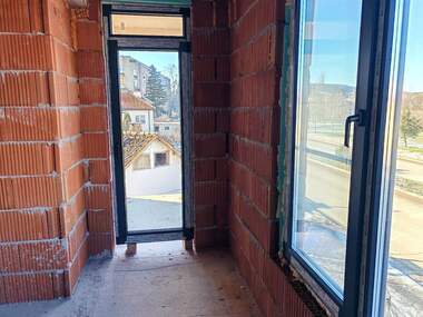 Satış - Apartman olarak Pastrina,  Montana