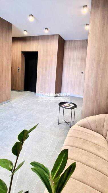 Продажба - Апартамент в Тракия,  Пловдив