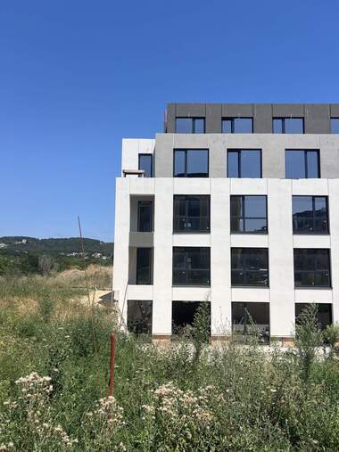 Продажба - Апартамент във Виница,  Варна