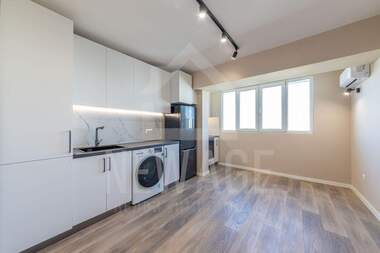 Vânzare - Apartament în Văzrajdane 3,  Varna