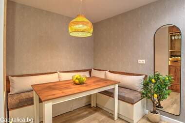 Vânzare - Apartament în Zdraveț Iztok,  Ruse