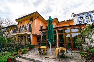 Продажба - Хотел в Старият град,  Пловдив