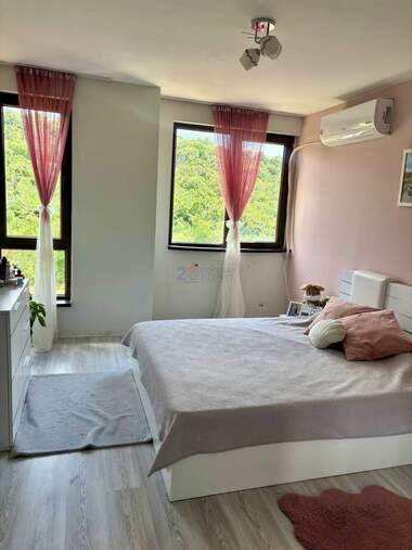 Miete - Wohnung in Zentar,  Weliko Tarnowo