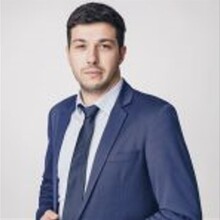 Стефан Николов
