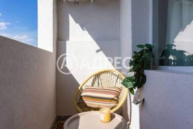 Închiriere - Apartament în Center,  Sofia