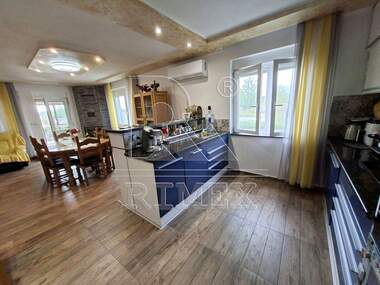 For sale - House in Belomorski,  Plovdiv