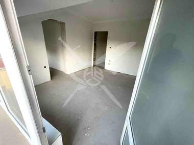Vânzare - Apartament în Aîtos,  Burgas