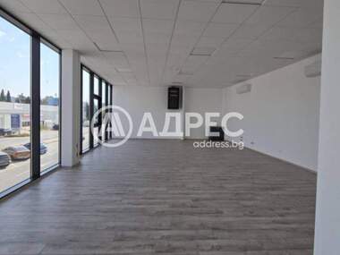 Ενοίκιο - Γραφείο σε Промишлена зона - Запад,  Варна