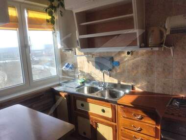 Kira - Apartman olarak Pogrebi,  Varna