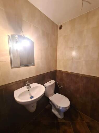 Продажба - Апартамент в Дружба 1,  Хасково